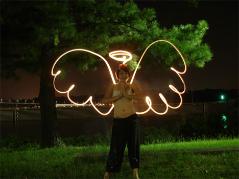 motion blur photography light graffiti angel