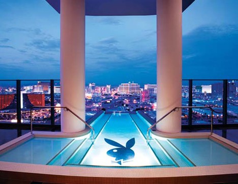 Vegas_Pool_9b