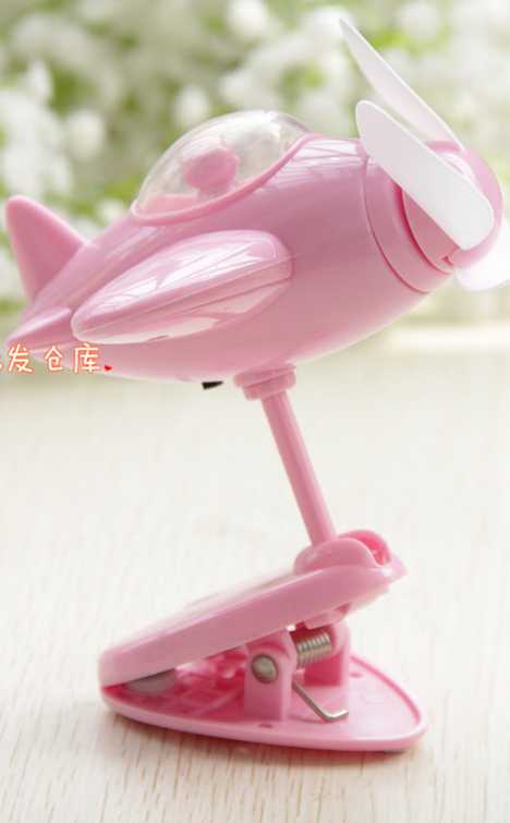 Chinese pink USB airplane clip-on desk fan