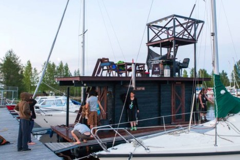 floating sauna docked port