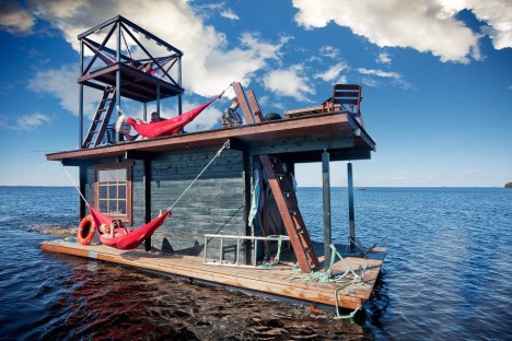 floating sea sauna finnland