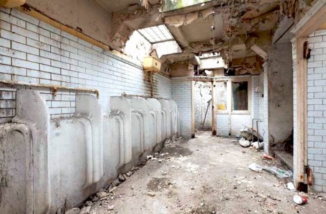deserted public restroom uk