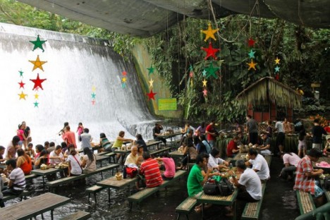 Amazing Restaurants waterfall 3