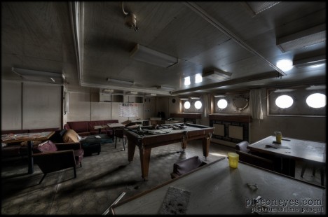 abandoned_pool_table_Russian_ship