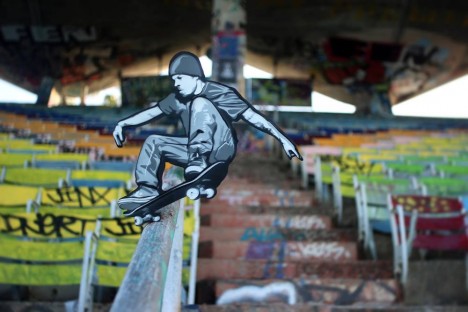 urban rail skateboarder