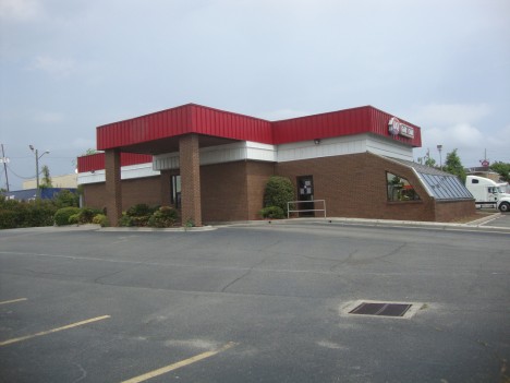 abandoned-dairy-queen-3a