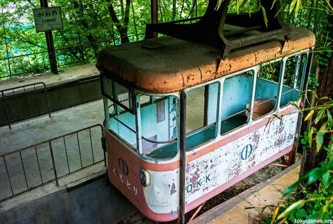 Suspended: 13 Hung-Out-To-Dry Abandoned Cable Cars