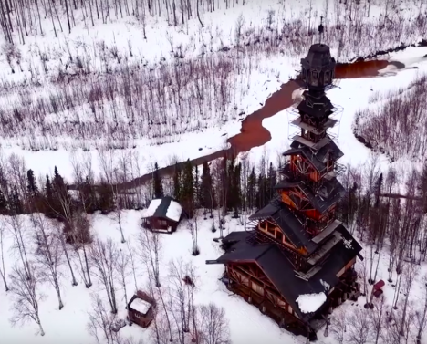 Dr. Seuss Tower: Get a Look Inside Precariously Stacked Cabins