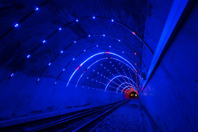 tunnel LED 2