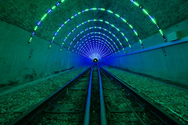 tunnel LED 3