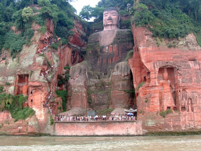 ancient-statues-leshan-giant-buddha