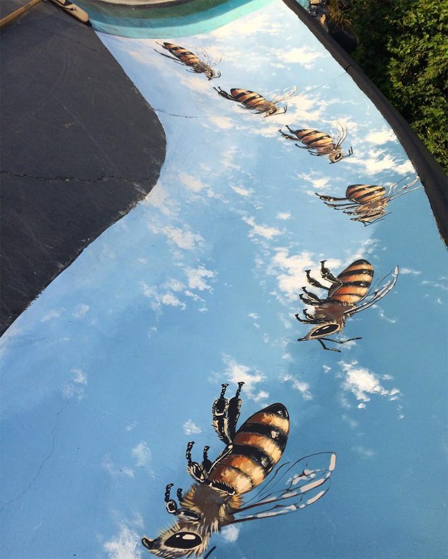 interactive-street-art-bees-2