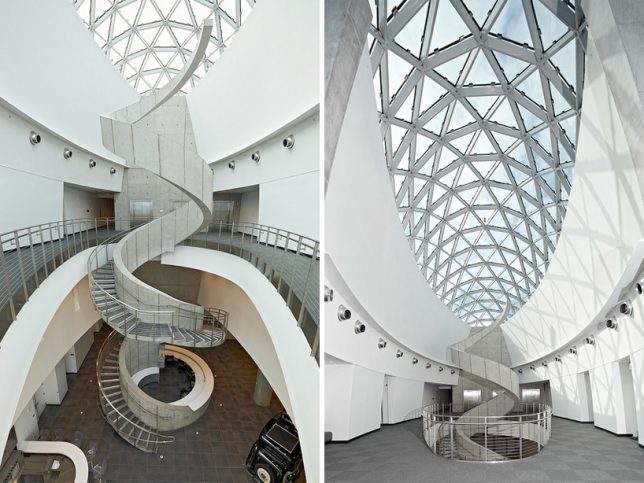 modern-stairs-dali-museum-3