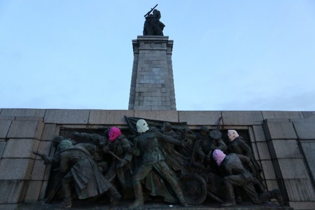 soviet-army-monument-3e