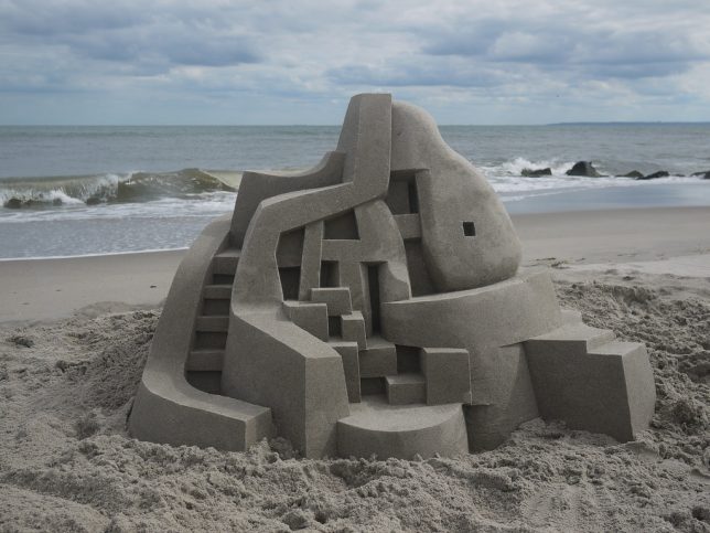 modernist sand castle 4